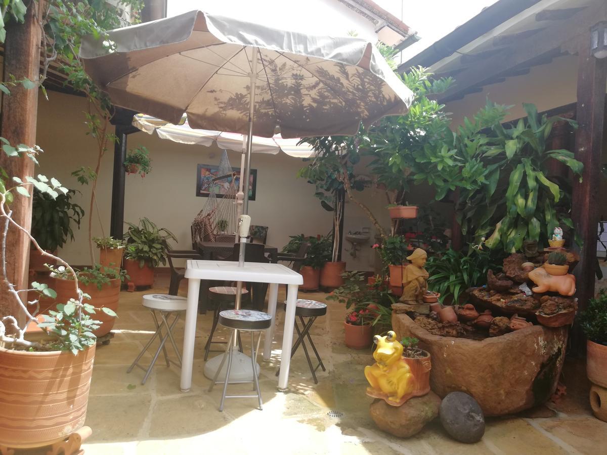 Hostal La Mansion De Virginia Barichara Buitenkant foto