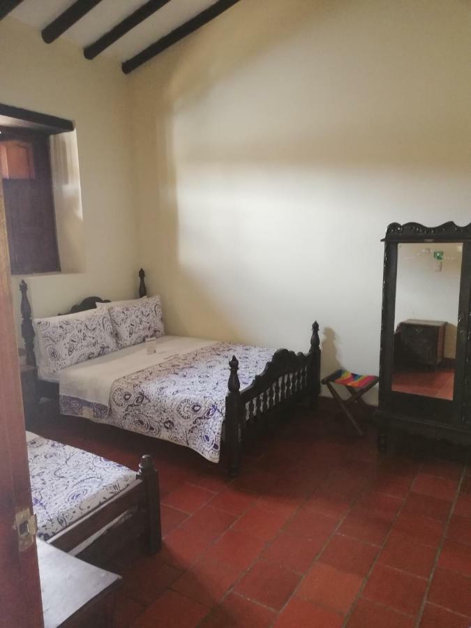 Hostal La Mansion De Virginia Barichara Buitenkant foto
