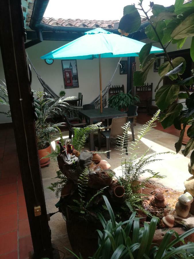 Hostal La Mansion De Virginia Barichara Buitenkant foto